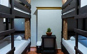 Hostal Ixchel - Wifi, Hot Water, Ac, In Valladolid Downtown